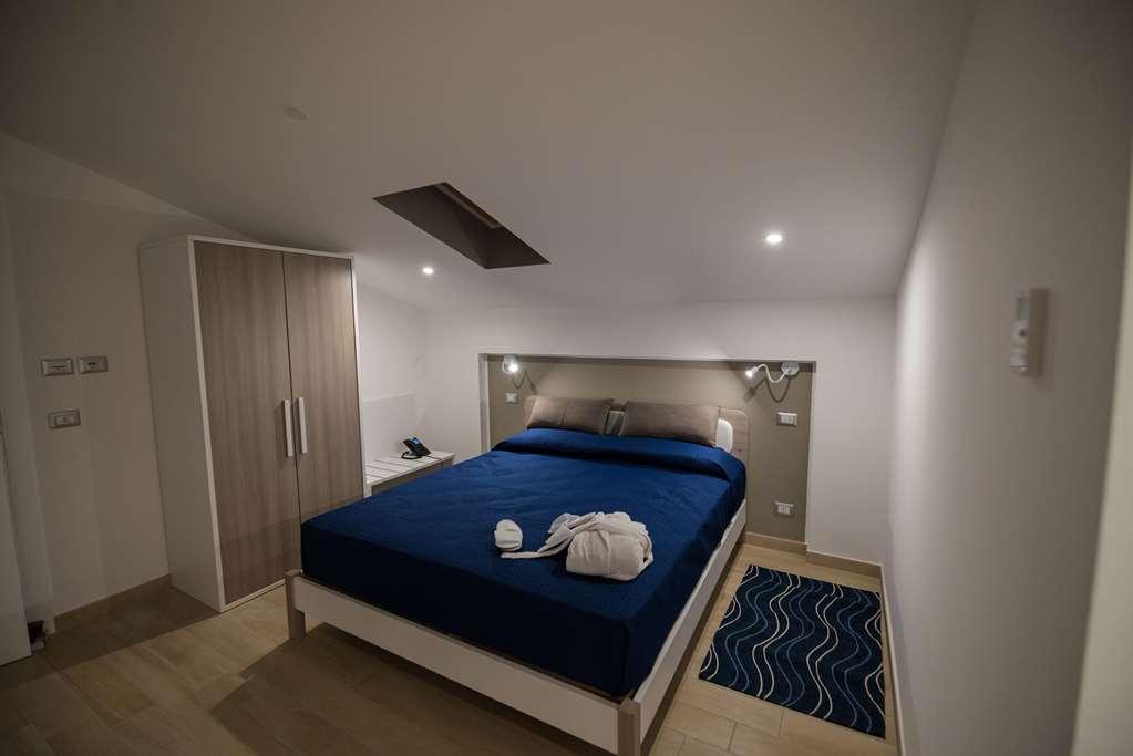 Karma Resort Venetico Quarto foto